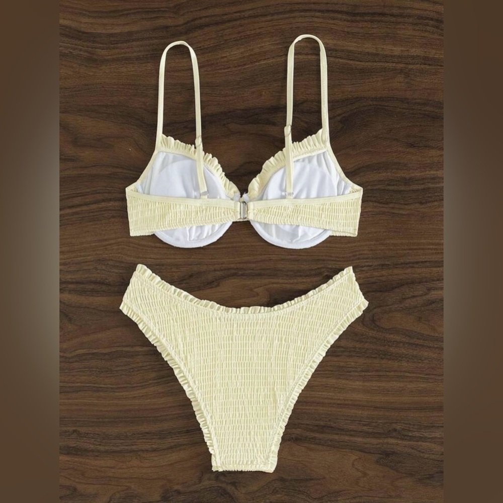 Cream Ruffled Bikini Set - Picture 4 of 11